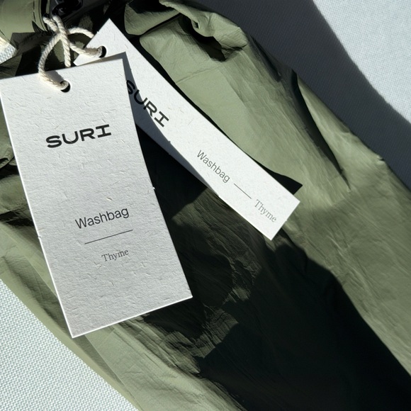 NWT SURI Washbag 2.0 - Picture 2 of 2